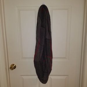 Infinity scarf